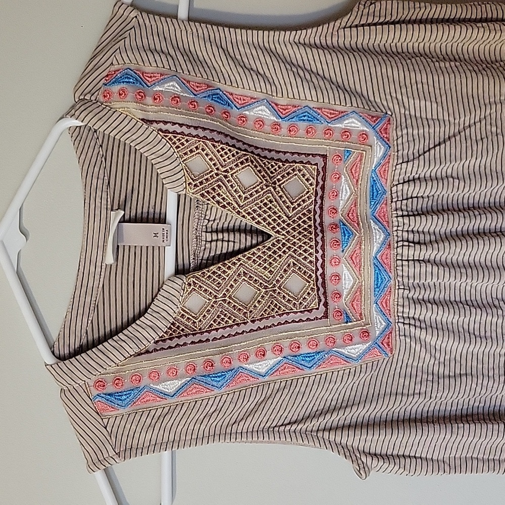 Soft tunic - Picture 2 of 3